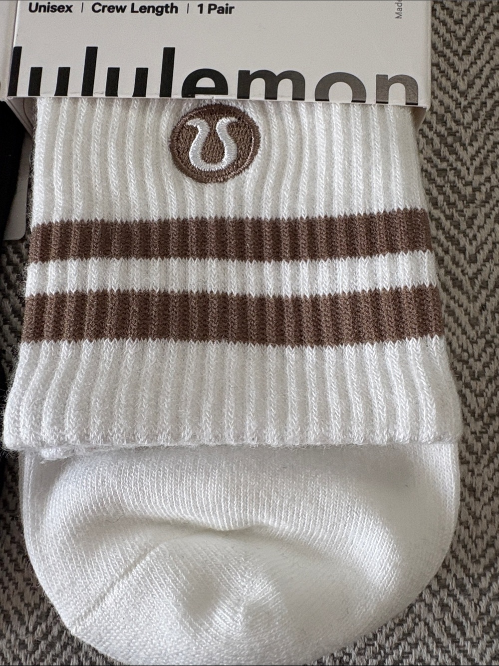 Lululemon Socks - Picture 5 of 9